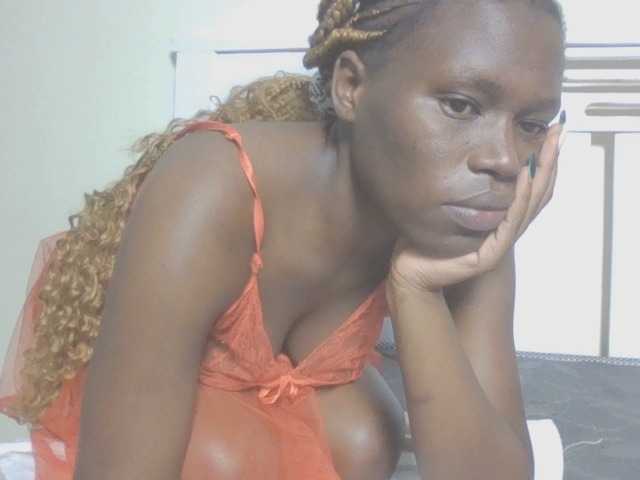 Dewebony live webcam show