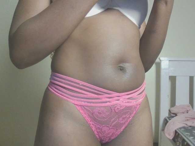 Dewebony live cam on BongaCams