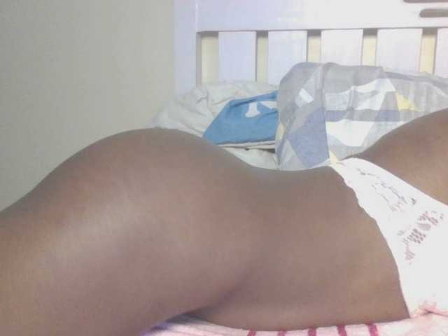 Dewebony live webcam show