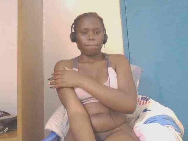 Dewebony webcam