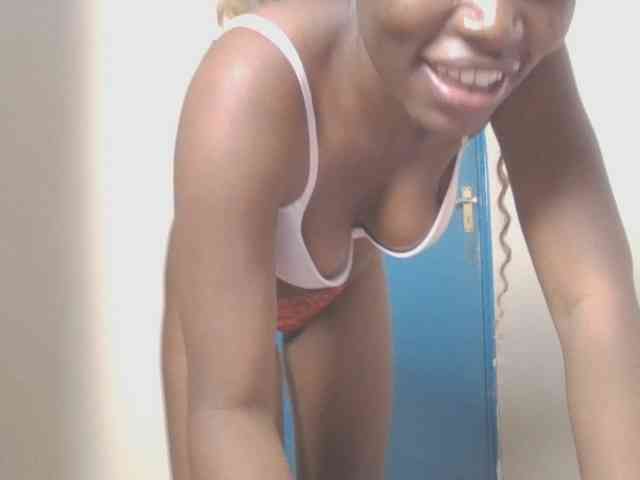 Dewebony webcam