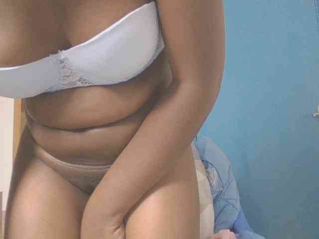 Dewebony webcam