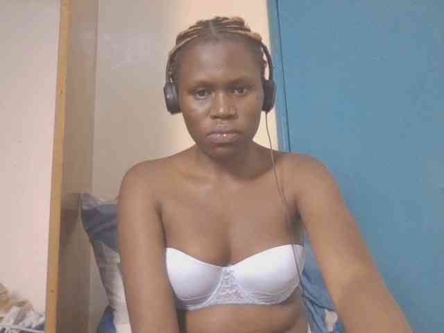 Dewebony webcam