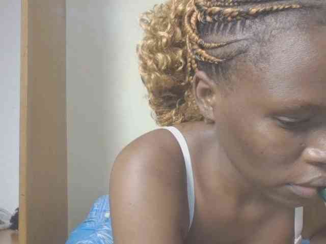 Dewebony webcam
