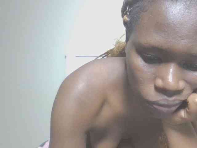 Dewebony webcam