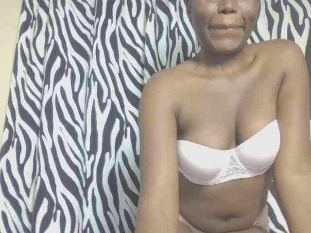 Modelo: Dewebony