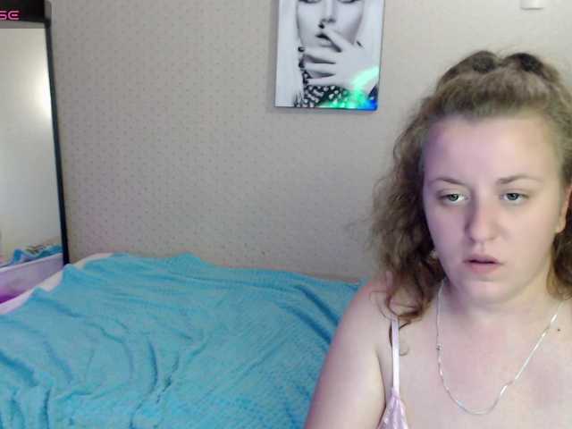 hotcouple523 live cam on UnifiedCams