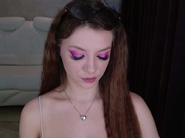 AmandaGrasy live webcam show
