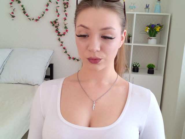 AmandaGrasy live cam on BongaCams