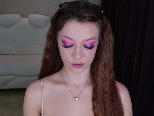 AmandaGrasy live webcam show