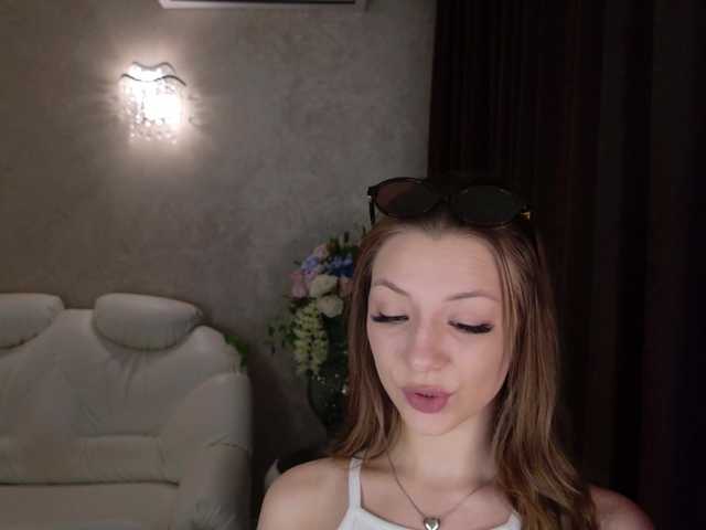 AmandaGrasy live webcam show