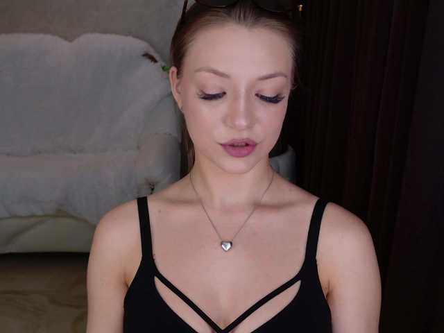 AmandaGrasy live webcam show