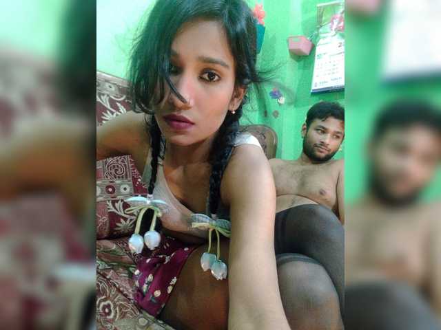 Meherin-Afra6 live cam