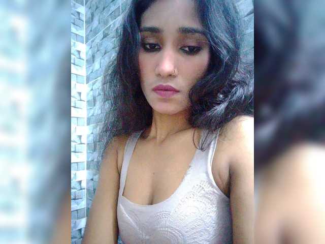 Meherin-Afra6 live cam