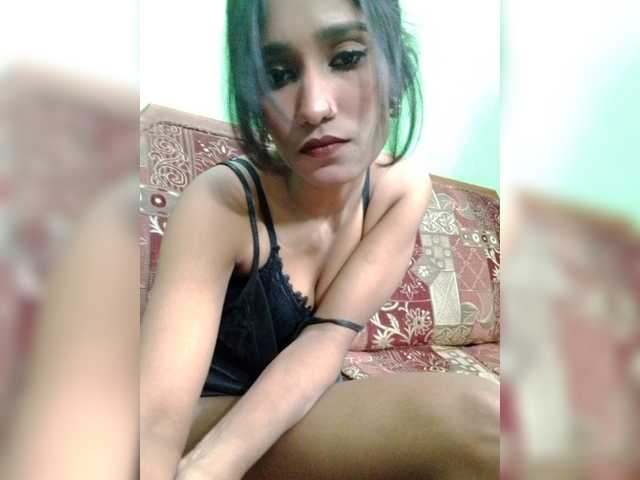 Meherin-Afra6 live cam on BongaCams