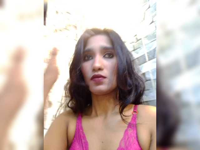 Meherin-Afra6 live cam on BongaCams
