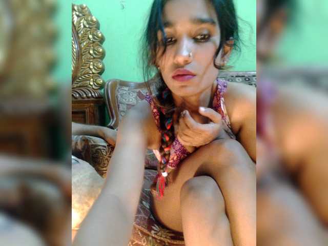 Meherin-Afra6 live webcam show