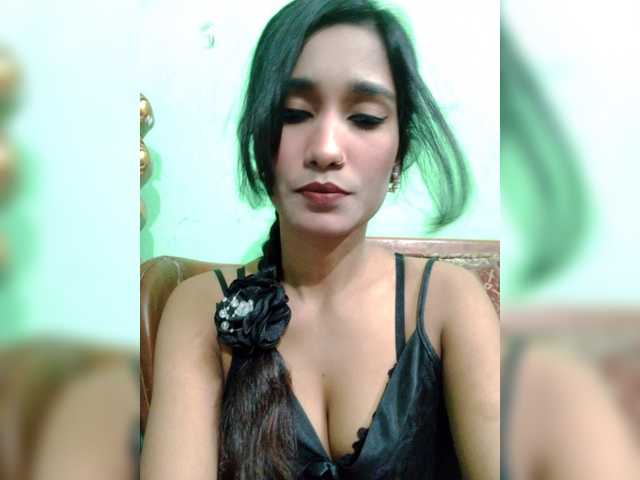 Meherin-Afra6 live cam on BongaCams