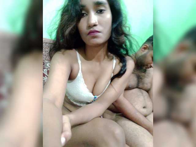 Meherin-Afra6 live cam on BongaCams
