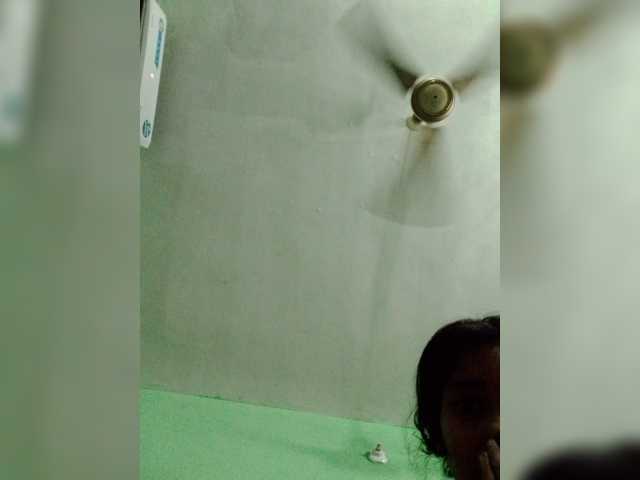 Meherin-Afra6 live cam preview