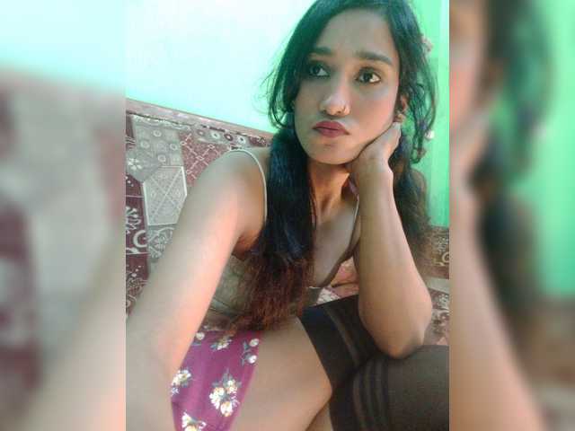 Meherin-Afra6 live cam on BongaCams