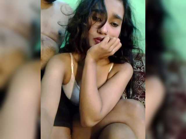 Meherin-Afra6 Live Cam on BongaCams