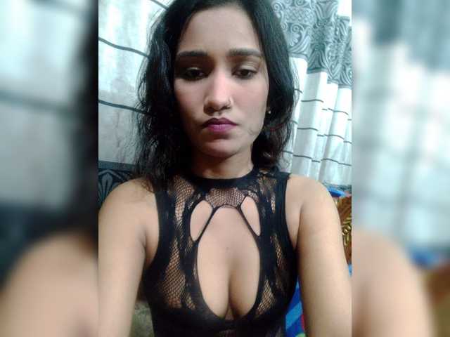 Meherin-Afra6 live cam