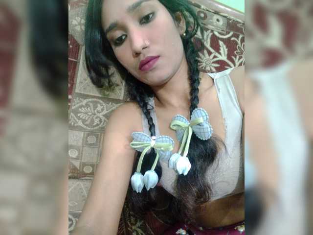 Meherin-Afra6 live cam