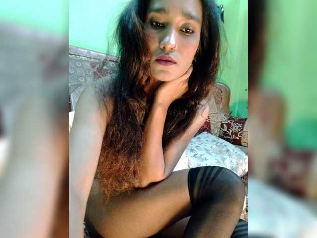 Meherin-Afra6 live webcam show