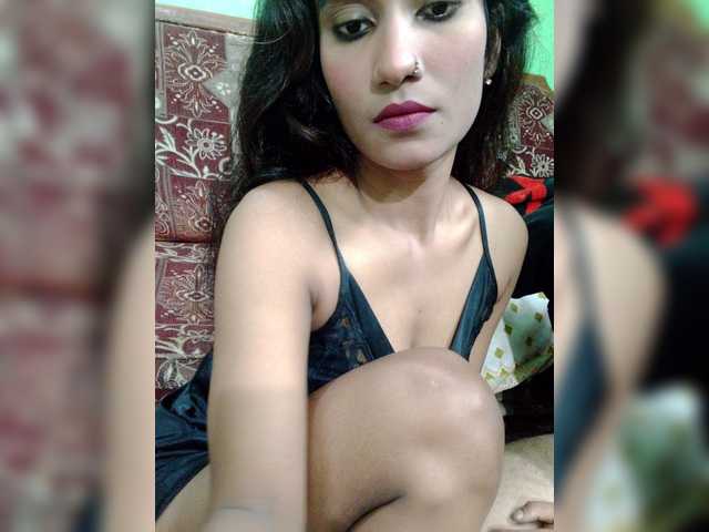 Meherin-Afra6 live cam on BongaCams
