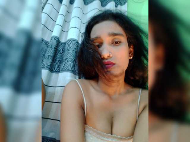 Meherin-Afra6 live cam on BongaCams