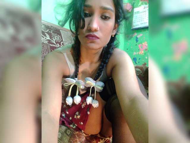 Meherin-Afra6 live cam