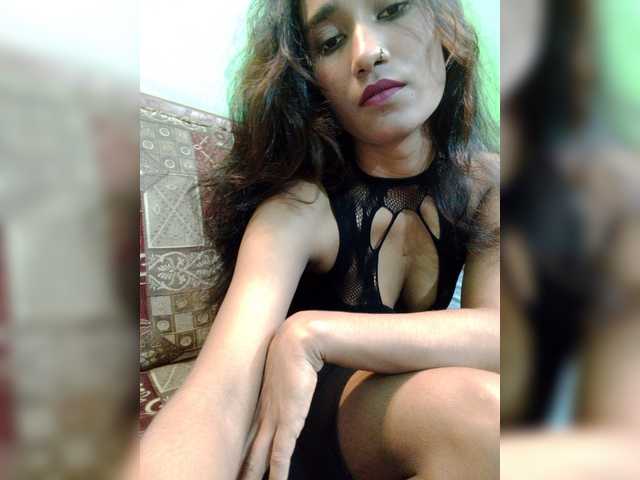 Meherin-Afra6 live cam on BongaCams
