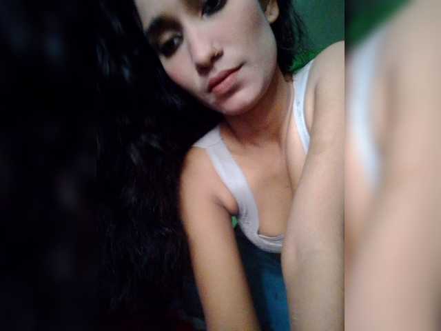 Meherin-Afra6 live cam on BongaCams