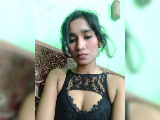 Meherin-Afra6 live cam on BongaCams