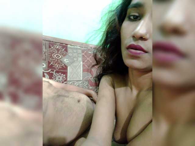 Meherin-Afra6 live webcam show