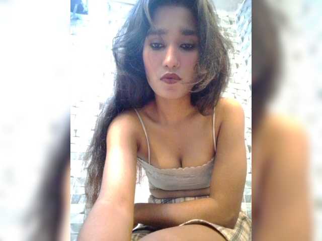Meherin-Afra6 live cam on BongaCams