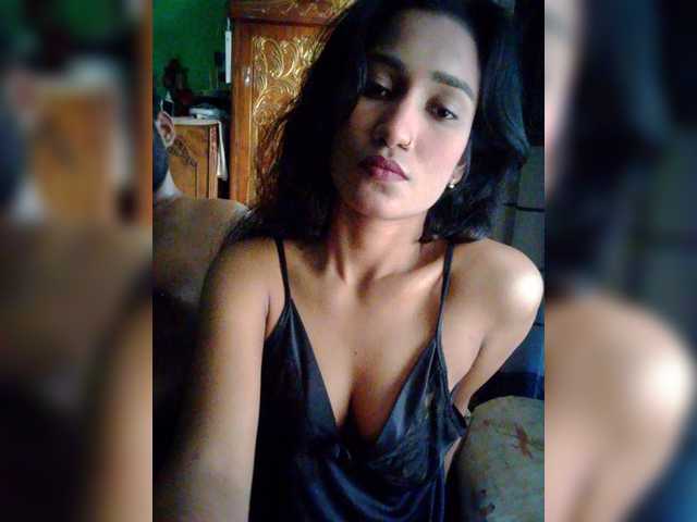 Meherin-Afra6 live cam on BongaCams