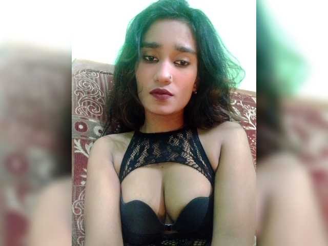 Meherin-Afra6 live webcam show