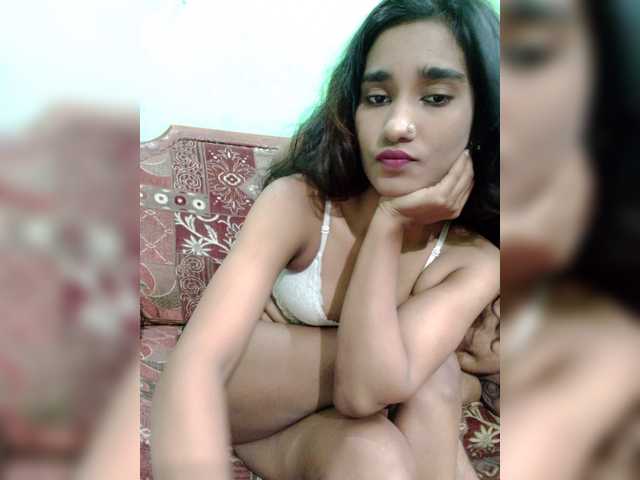 Meherin-Afra6 live cam on BongaCams