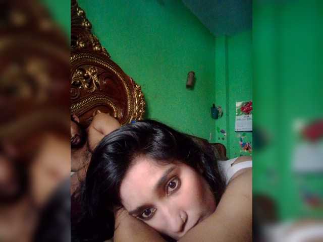 Meherin-Afra6 live cam on BongaCams