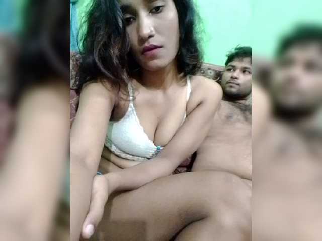 Meherin-Afra6 live cam on BongaCams