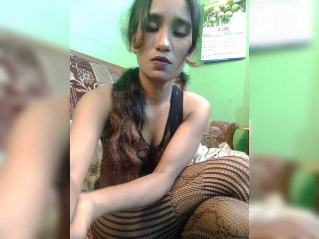 Meherin-Afra6 live cam on UnifiedCams