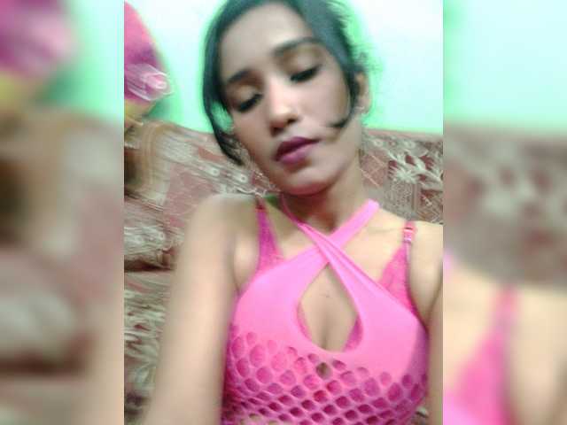 Meherin-Afra6 live cam on BongaCams