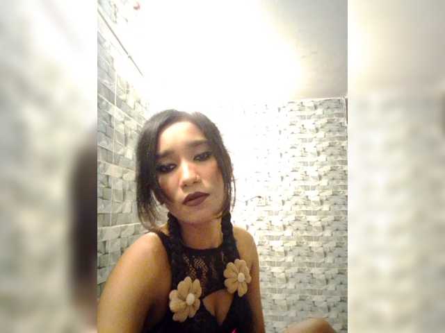 Meherin-Afra6 live cam