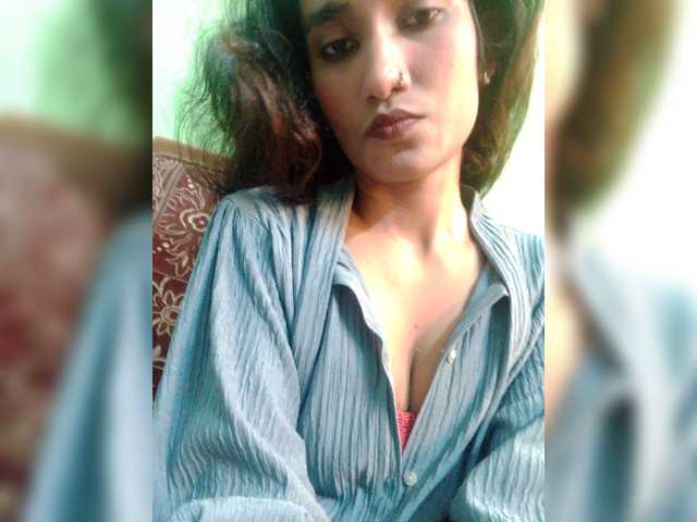 Meherin-Afra6 live cam on BongaCams