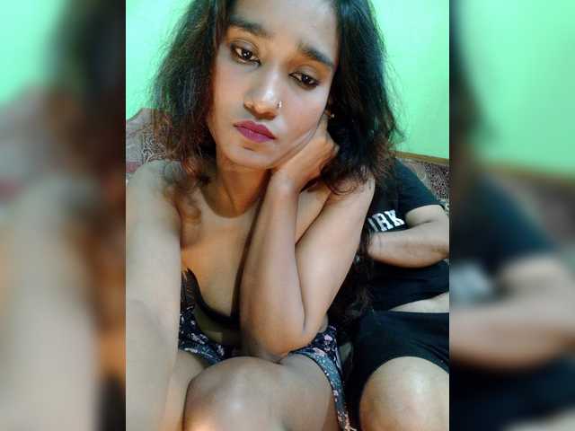 Meherin-Afra6 live cam on BongaCams
