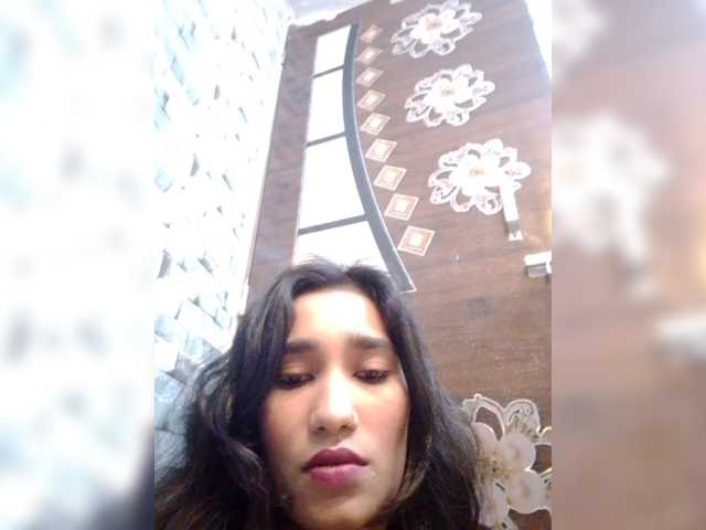 Meherin-Afra6 live cam on BongaCams
