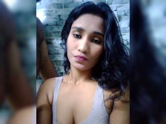 Meherin-Afra6 live cam on BongaCams