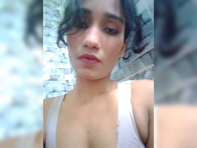 Meherin-Afra6 live cam on BongaCams